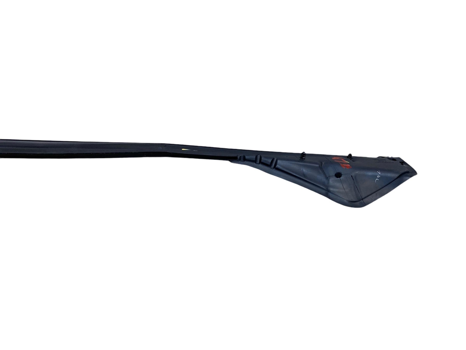 2019 - 2023 ASTON MARTIN VANTAGE LEFT DRIVER SIDE WINDOW WEATHER STIPPING GASKET
