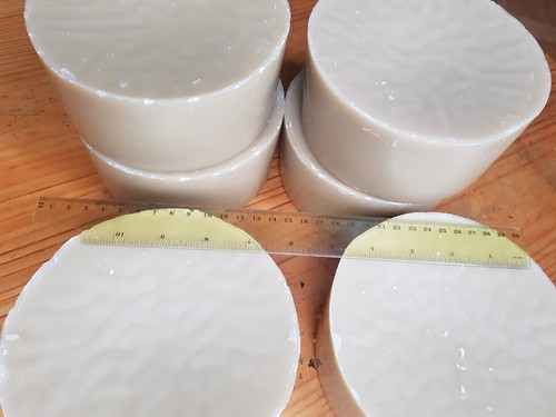 Pure Beeswax Organic Candle making Lunch wraps Furniture polish Fire starters - Picture 10 of 11
