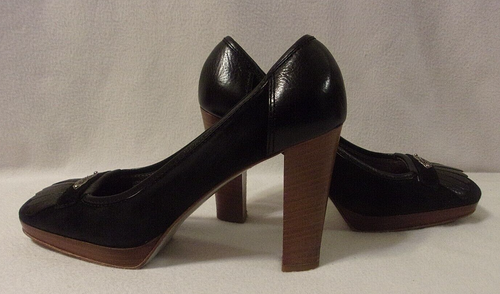 JUICY COUTURE BLACK SUEDE & LEATHER LOAFER STYLE PUMPS - Size 9M - Picture 5 of 10