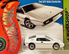 Hot Wheels 2015 JAMES BOND 007 The Spy Who Loved Me LOTUS ESPRIT 🔥🔥