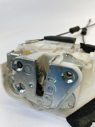 Actuador de liberación de pestillo de cerradura de puerta trasera derecha trasera Subaru Forester 2009-2013 - Imagen 5 de 10