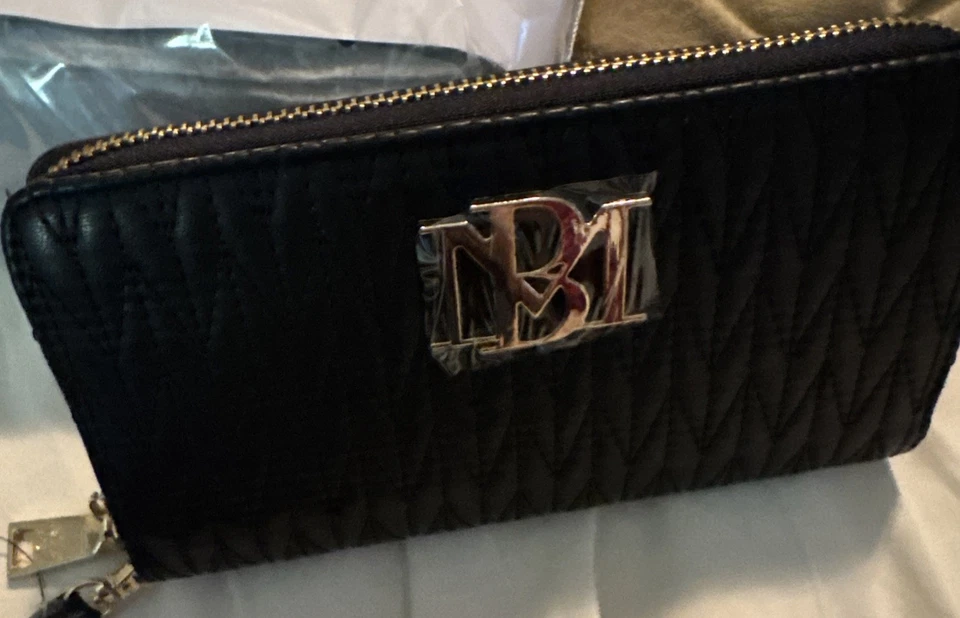 Mischa Badgley 风格长款钱包带手机口袋和腕带黑色全新带标签 — 第 2/4 张图片