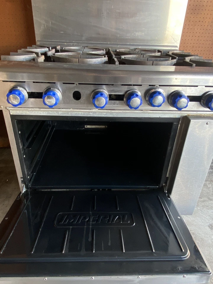 Gas Imperial 6 quemadores funcionando Foto 2 de 4