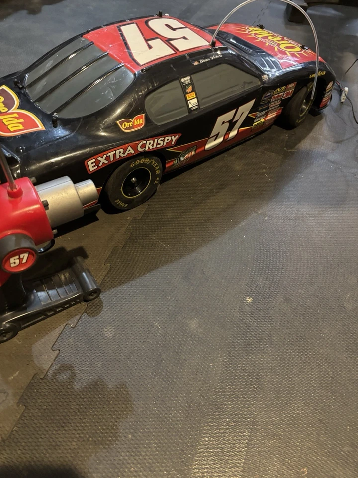 1/6 Scale NASCAR R/C Brian Vickers Car Used Extremely Rare Won In A Raffle - Image 2 of 4