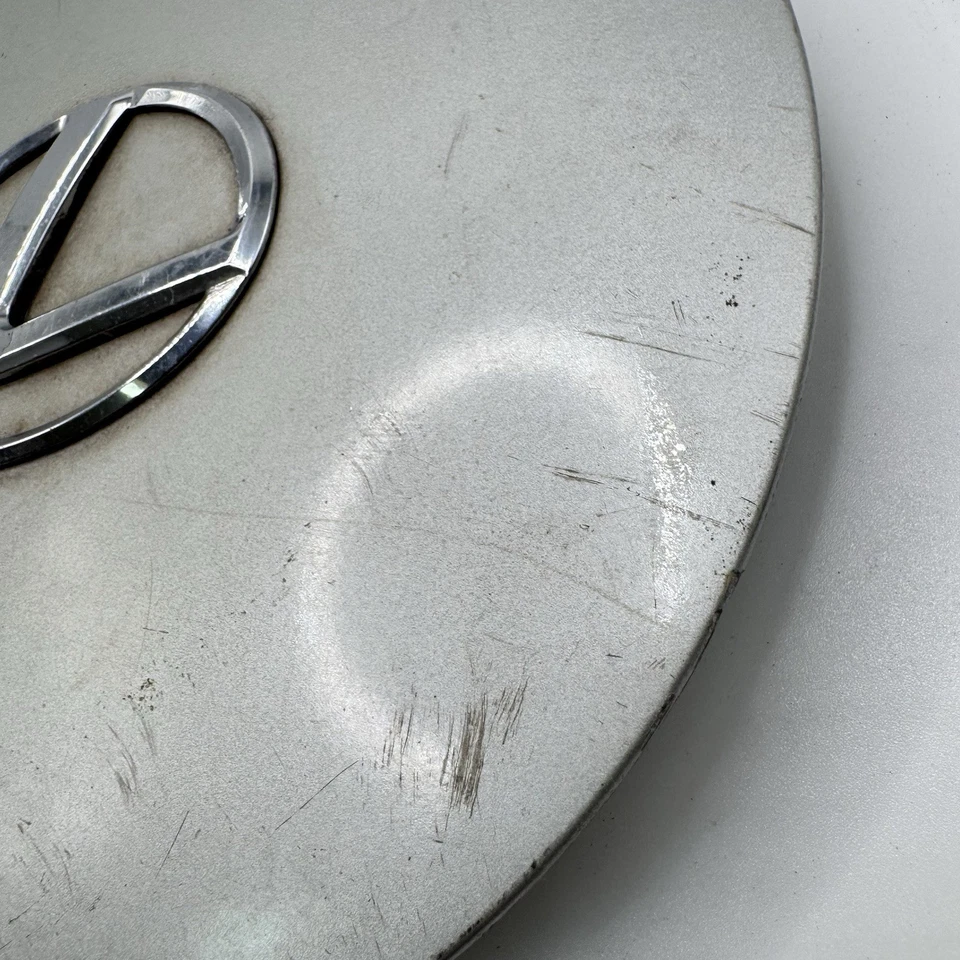 1990-97 Lexus LS400 ES250 GS300 Wheel Center Cap 7628 Hubcap Silver Used Foto 2 de 4