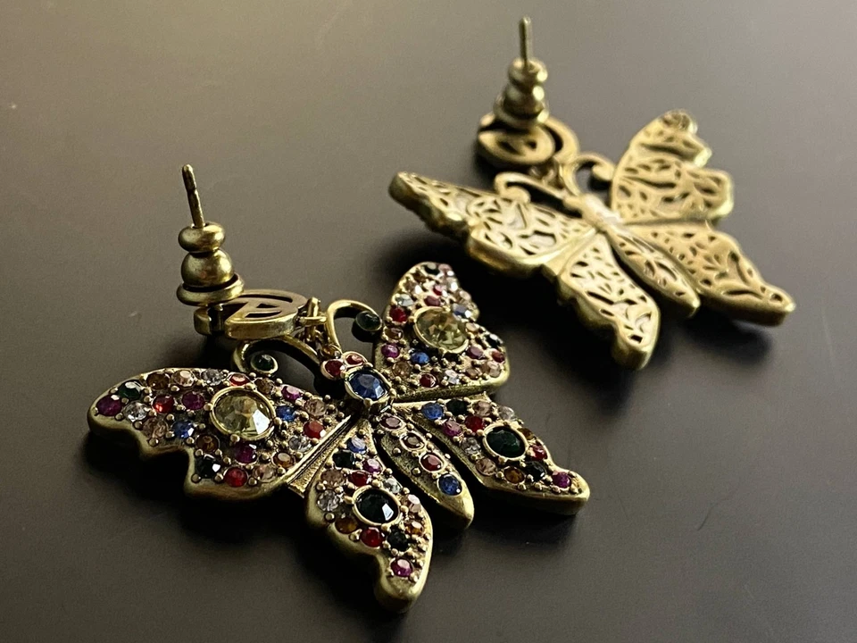 Pendientes colgantes Gucci GG multicolor pavé diamantes de imitación mariposa Foto 3 de 4