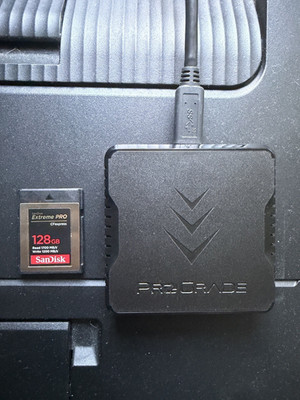 Sandisk 128gb Extreme Pro CFExpress Memory Card + ProGrade CFEXPRESS Card Reader