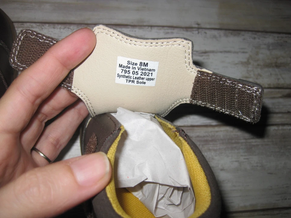 NUEVO EN CAJA Livie & Luca Boys 8 M Moca Marrón Maestro Botas de Cuero Sintético 2T Foto 3 de 4