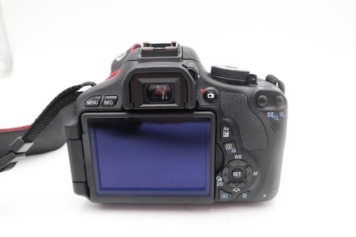 Canon 600D DSLR Camera 18MP with 18-55mm Lens Shutter Count 1042, Very Good Cond - Picture 6 of 10