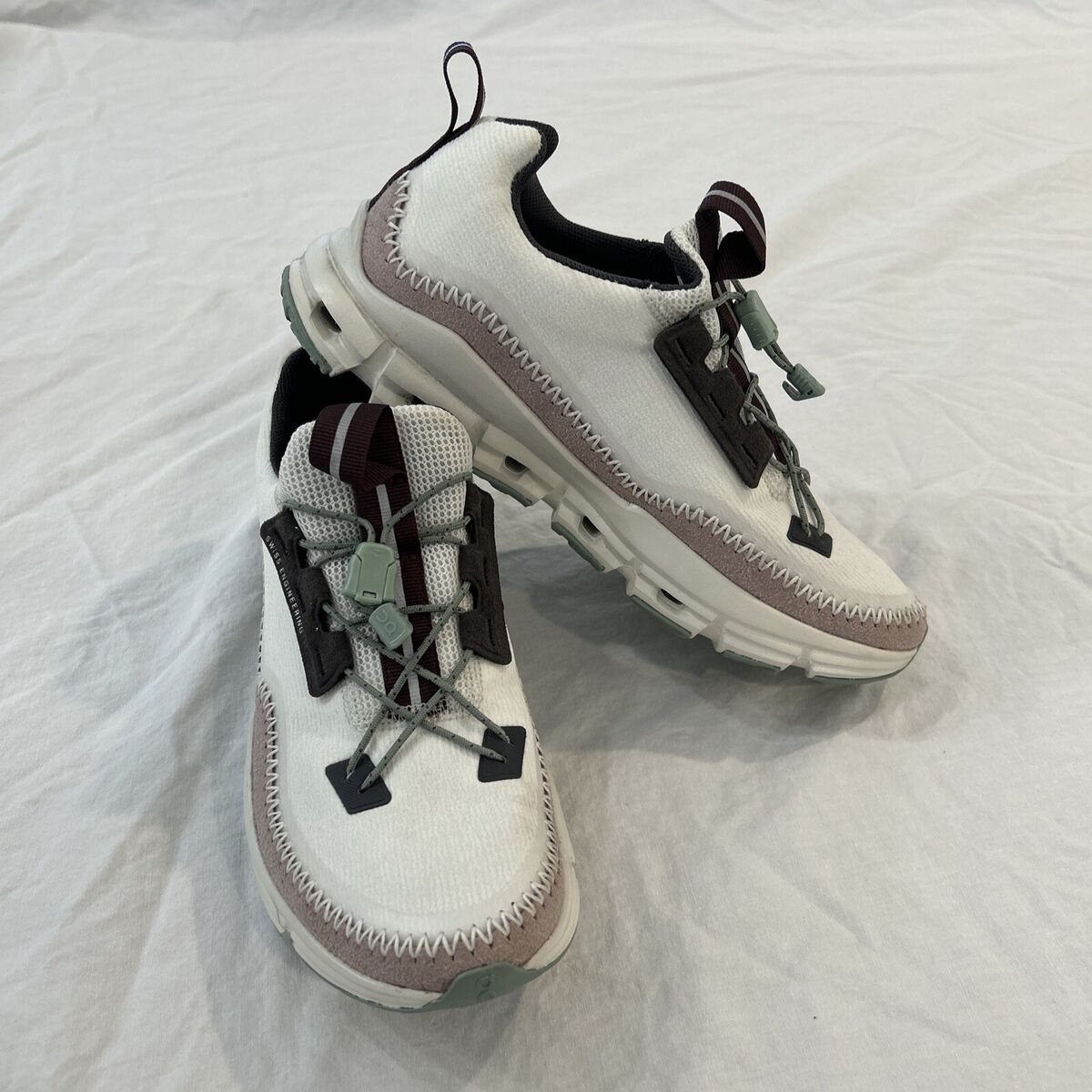 On Cloud Cloudaway Hiking Sneaker, womens, Size 6.5, White/purple On Cloud Cloudaway Hiking Sneaker, womens, Size 6.5, White/purple