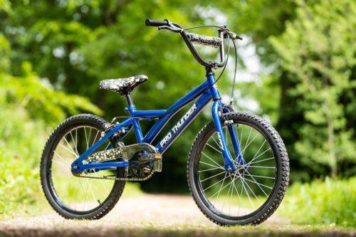 Huffy Pro Thunder Blue BMX Style Bike 20 Inch NEW - Picture 1 of 8
