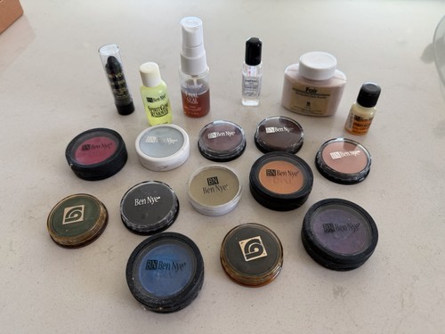 Lot Of 15 Ben Nye Stage makeup And Translucent Face Powder
