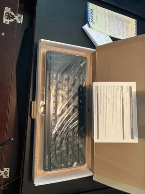 Samsung VG-KBD2000Wireless Keyboard New open Box.