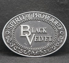 WE03134 VINTAGE 1970s  BLACK VELVET SPITIT OF PRO RODEO  WHISKEY BELT BUCKLE