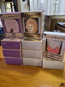 GROUP OF 10 BATH BOMBS