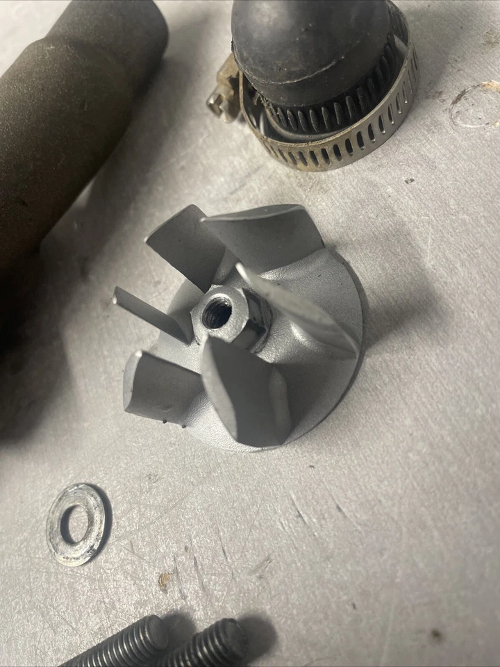 Suzuki RMZ250 RM-Z250 2009 2007-2012 Boyesen Supercooler kit de bomba de agua magnesio Foto 2 de 4