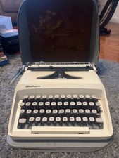 Vintage Remington Ten Forty 1040 Typewriter w/case 1960 works great thumbnail