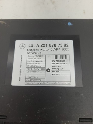 2007-2010 Mercedes W221 S400 S550 CL550 Keyless Control Module A 221 870 73 92 - Picture 4 of 6