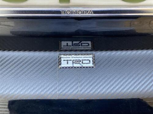 TRD Merchandise Ufficiale TOYOTA RACING DEVELOPMENT Adesivo in carbonio (tipo B) piccolo - Foto 4 di 4