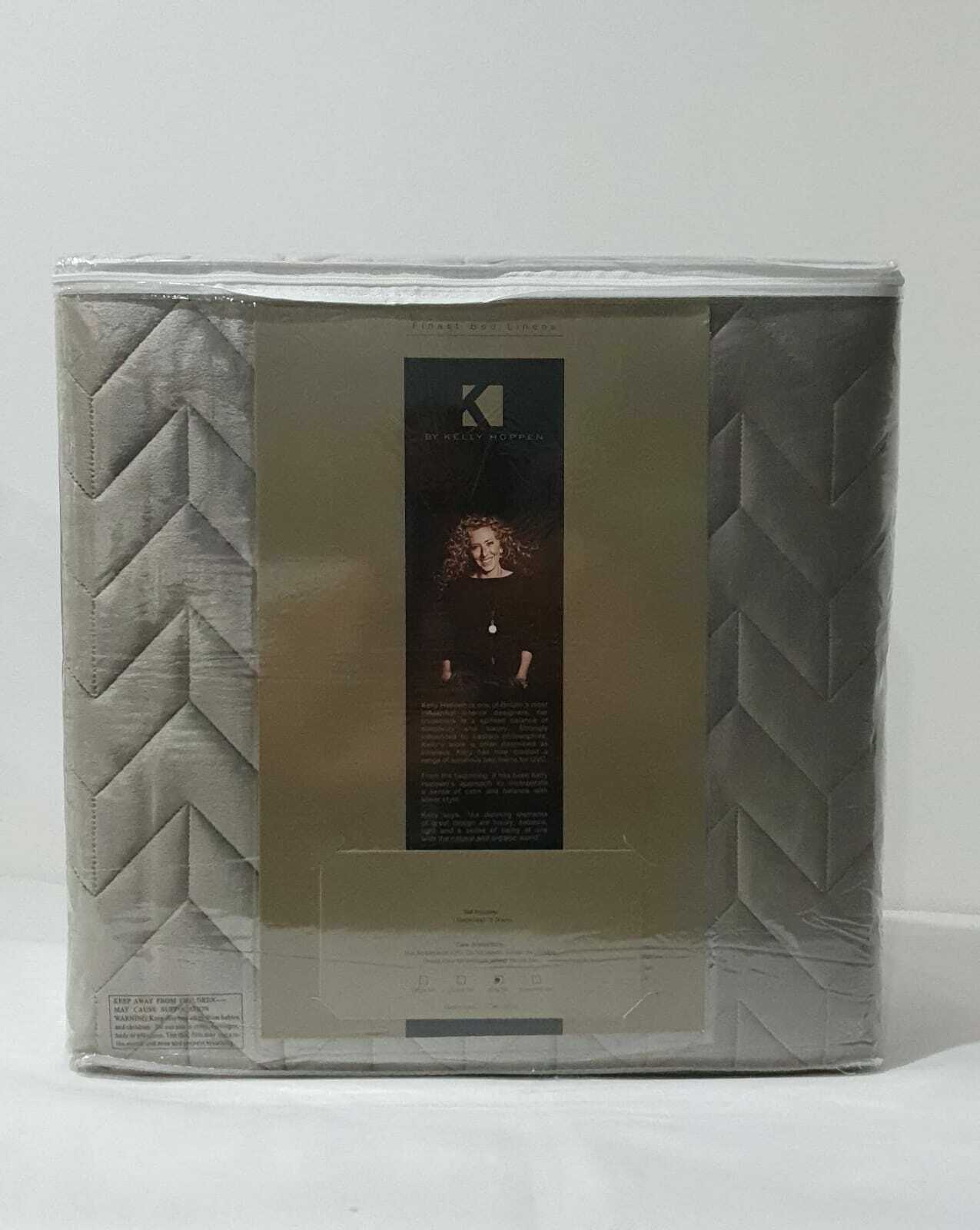 KELLY HOPPEN BEDSPREAD AND PILLOW SHAMS SET Choose your Size & Colour