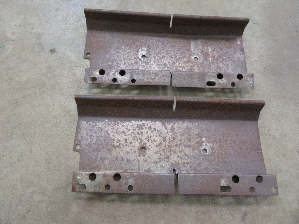 1969 1970 Chevrolet Impala Kingswood wagon inner tail gat cover panel tail light - Image 2 of 3