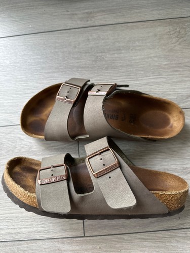 BIRKENSTOCK ARIZONA two stripes women slip on sandals/ taupe mocha / size 5.5 39 - Picture 3 of 20