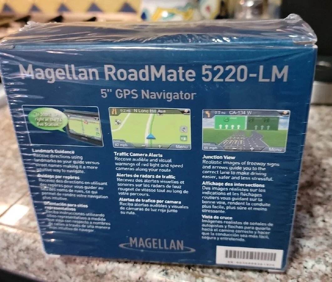 Magellan RoadMate 5220LM 5 GPS Device with Free Lifetime Map