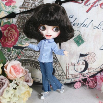 12'' Blythe doll Nude Black hair Custom face Canine teeth Carved lips Joint body