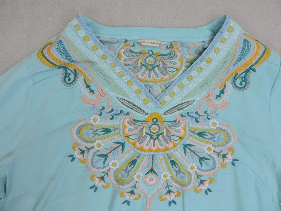 Top túnica bordada Soft Surroundings River Island para mujer 1X camisa azul fluida Foto 3 de 4