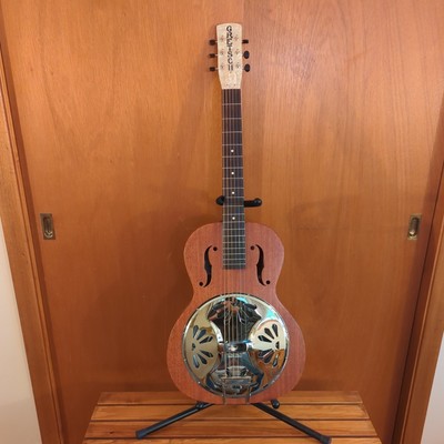 Gretsch Guitars G9200 Boxcar Round-Neck Resonator Guitar Natural