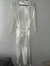 Vintage Val Mode Lingerie Delicate White Long Robe Sz Medium