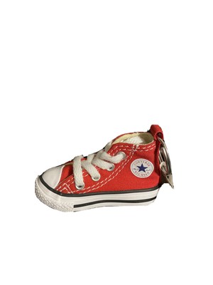 red converse keychain