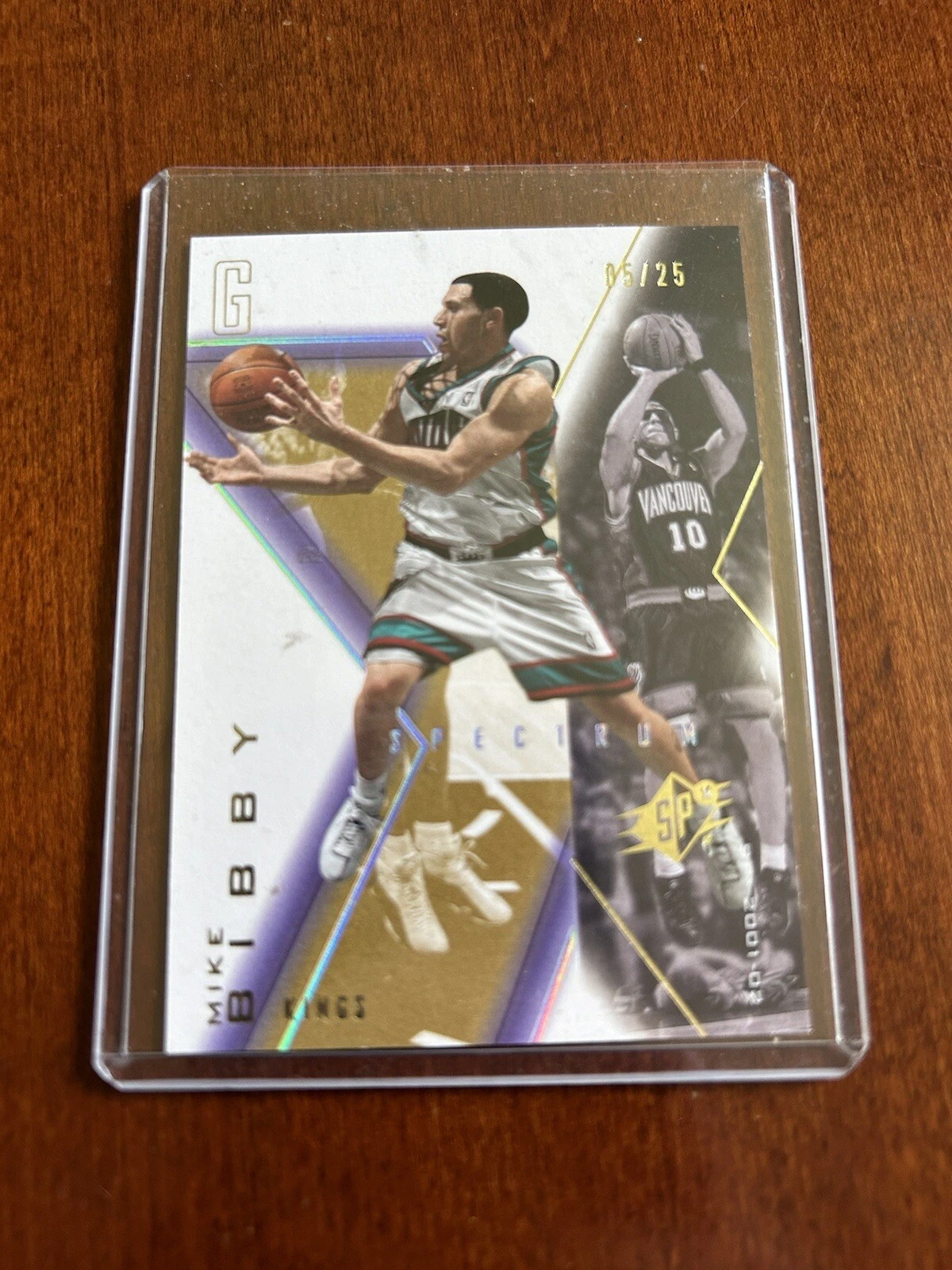 2001-02 Upper Deck SPx Spectrum Gold #75 Mike Bibby Serial No. 5/25