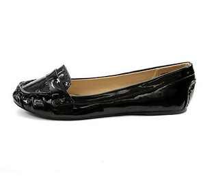 ladies black loafers size 7