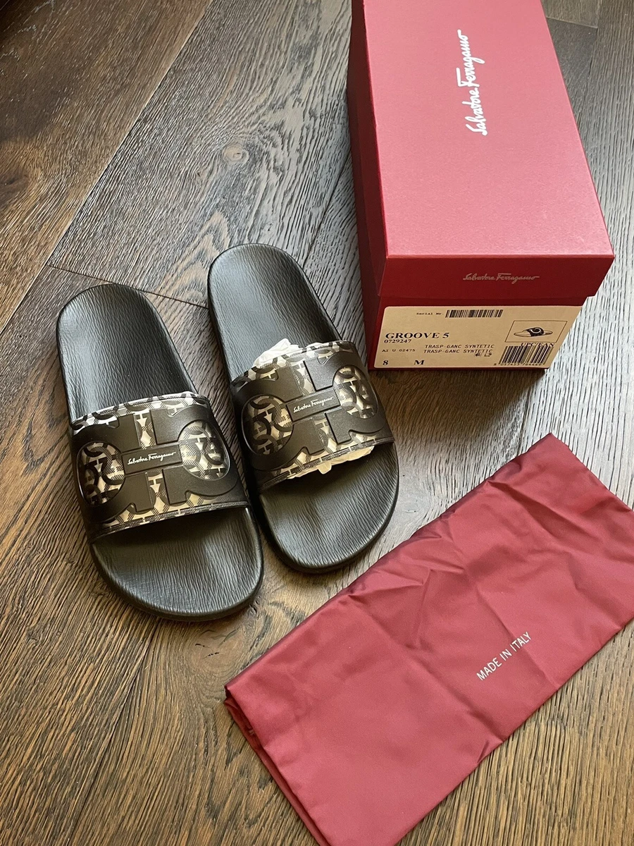 New Salvatore Ferragamo Men’s Size 8 M Groove 5 Pool Slides Sandals