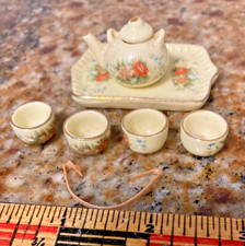 Miniatur Puppenhaus Teeservice Blumenmuster siebenteilig