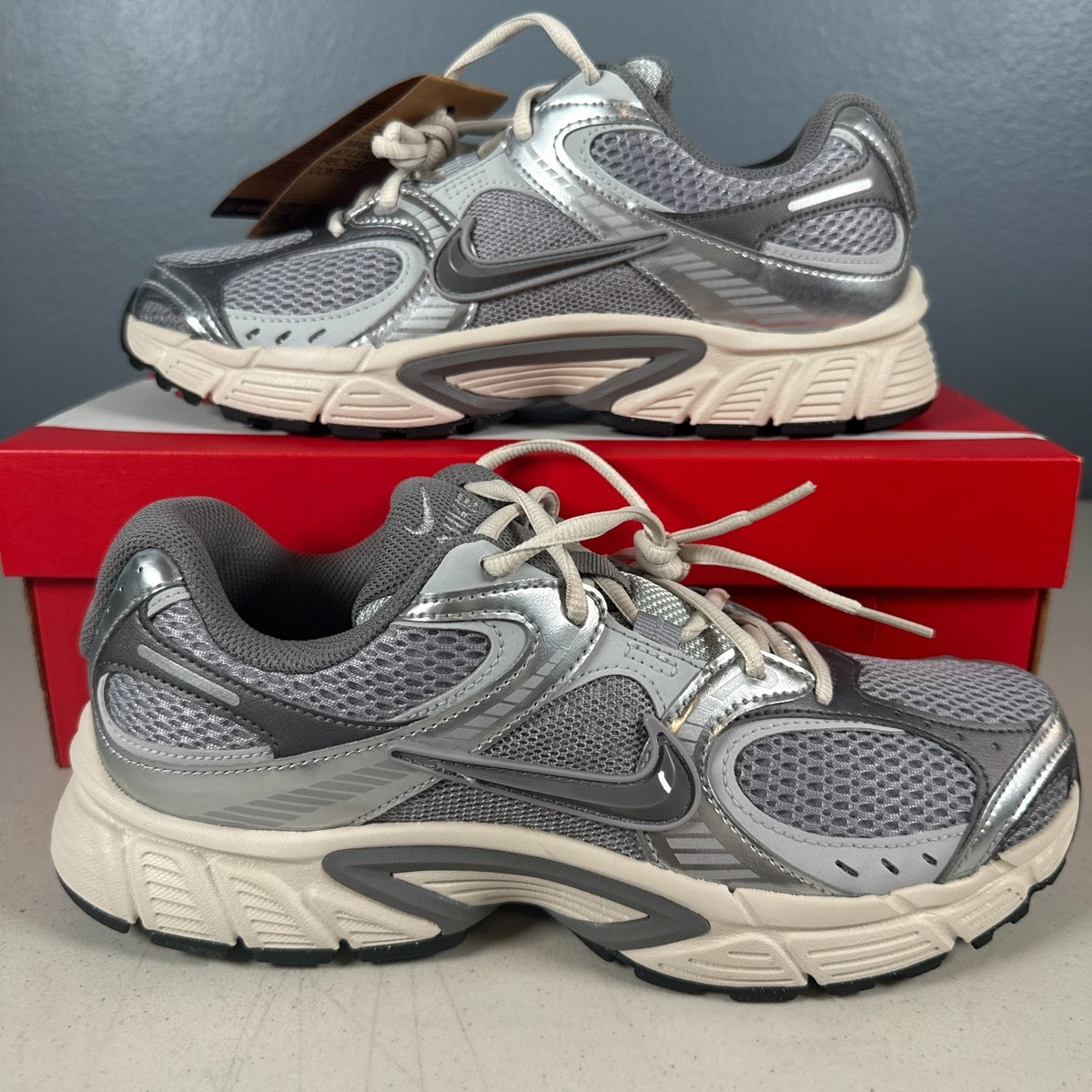 Nike V5 RNR Cement Grey Men Running Shoes Trainers HJ5228  display picture 1