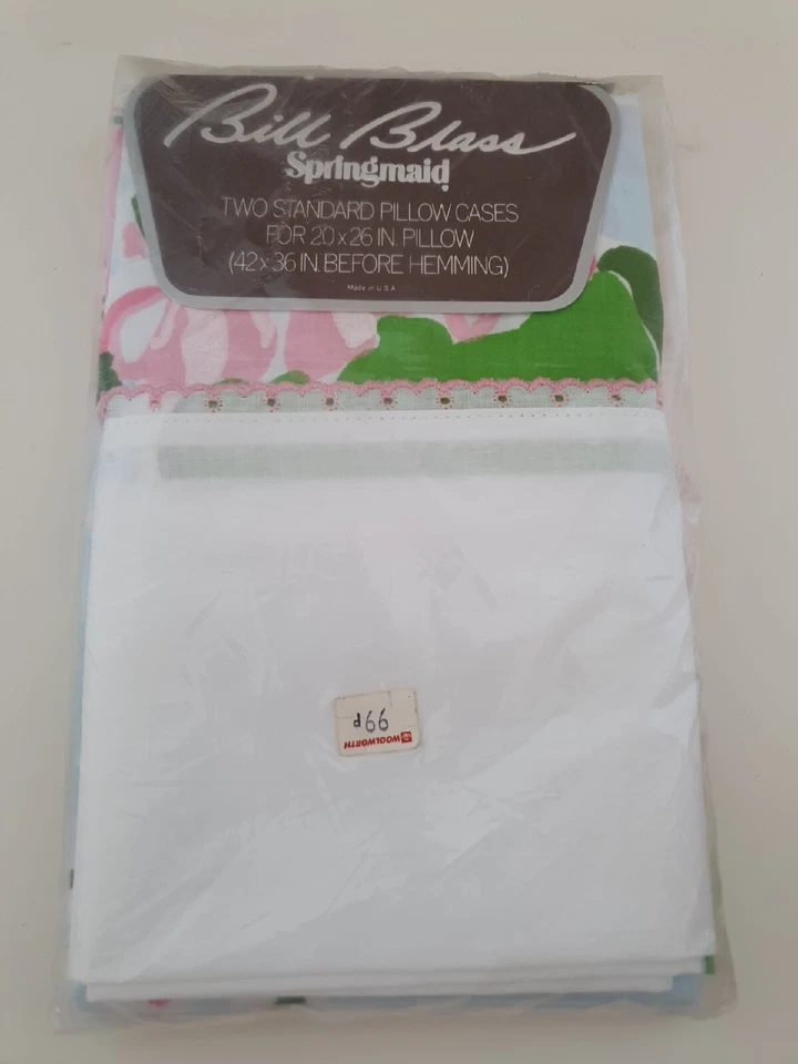 Vintage Springmaid Bill Blass Pair Of Pillowcases blue pink green Floral - Image 2 of 4