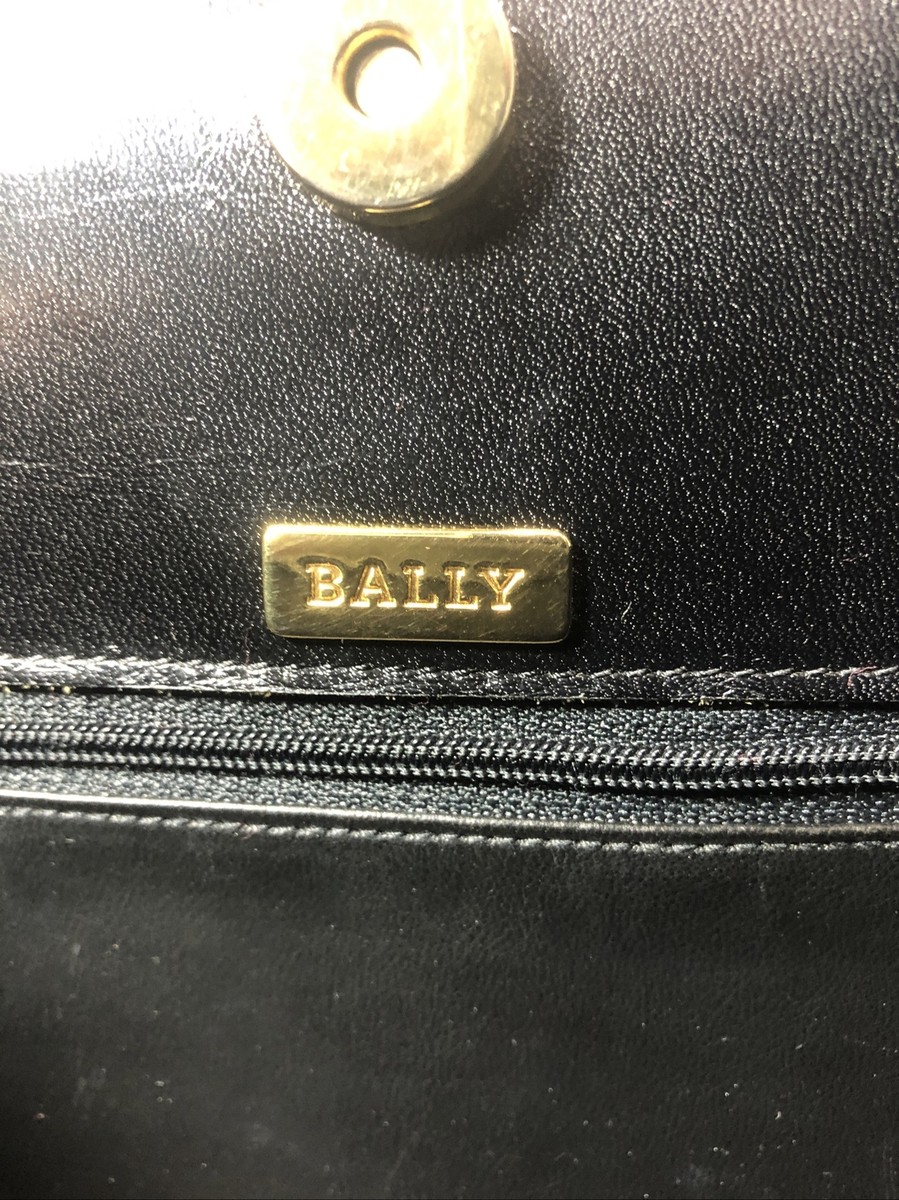 Bally Vintage Black Leather Hard Shell Shoulder Bag Made in Bally Vintage Black Leather Hard Shell Shoulder Bag Made in