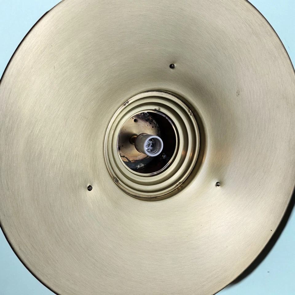 Hi-Lite Mfg. Co. H-4110-01 Colgante Latón Pulido Luz Colección Lechero Foto 3 de 4