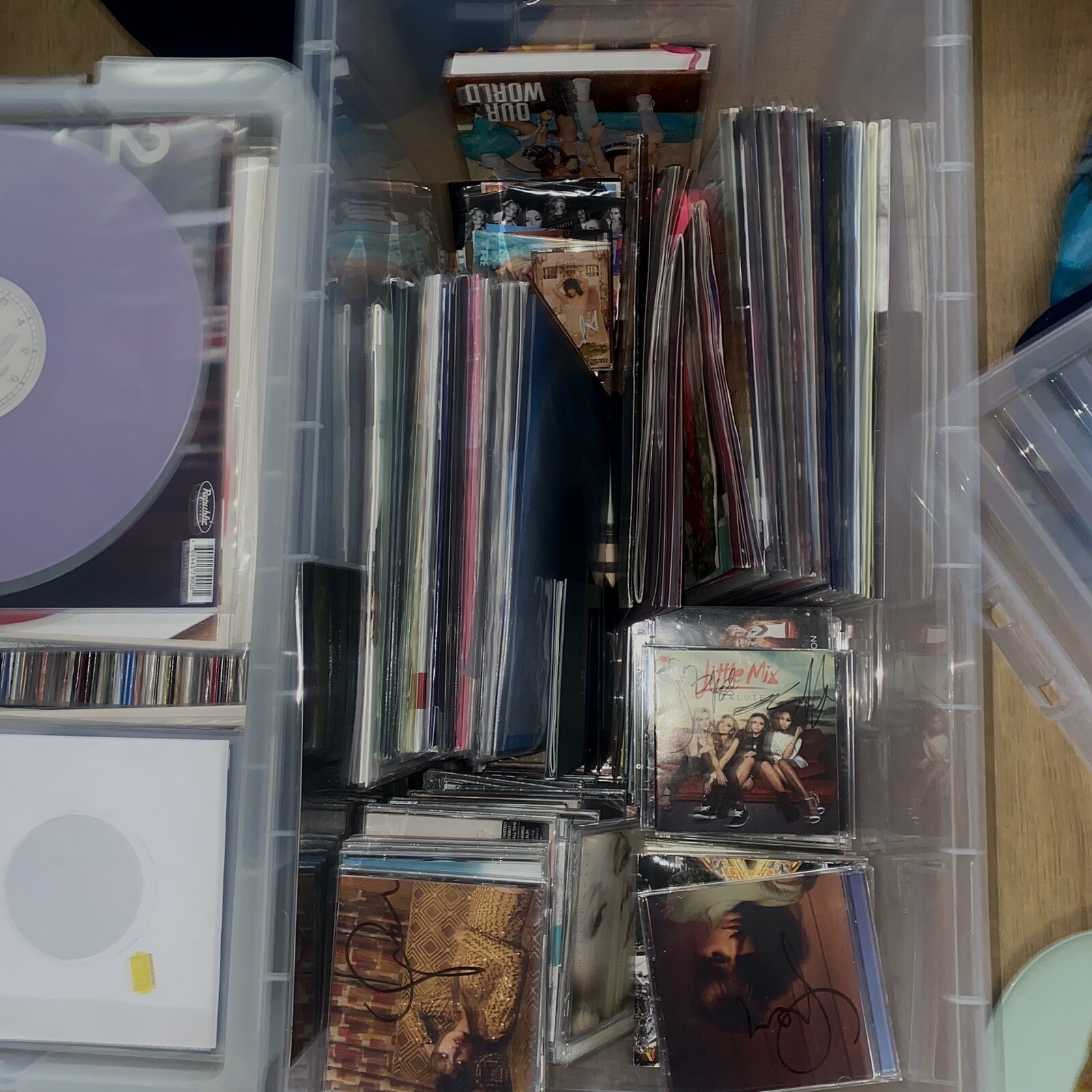 400+ CDs & Vinyl LP Records Bundle Joblot Wholesale (Signed