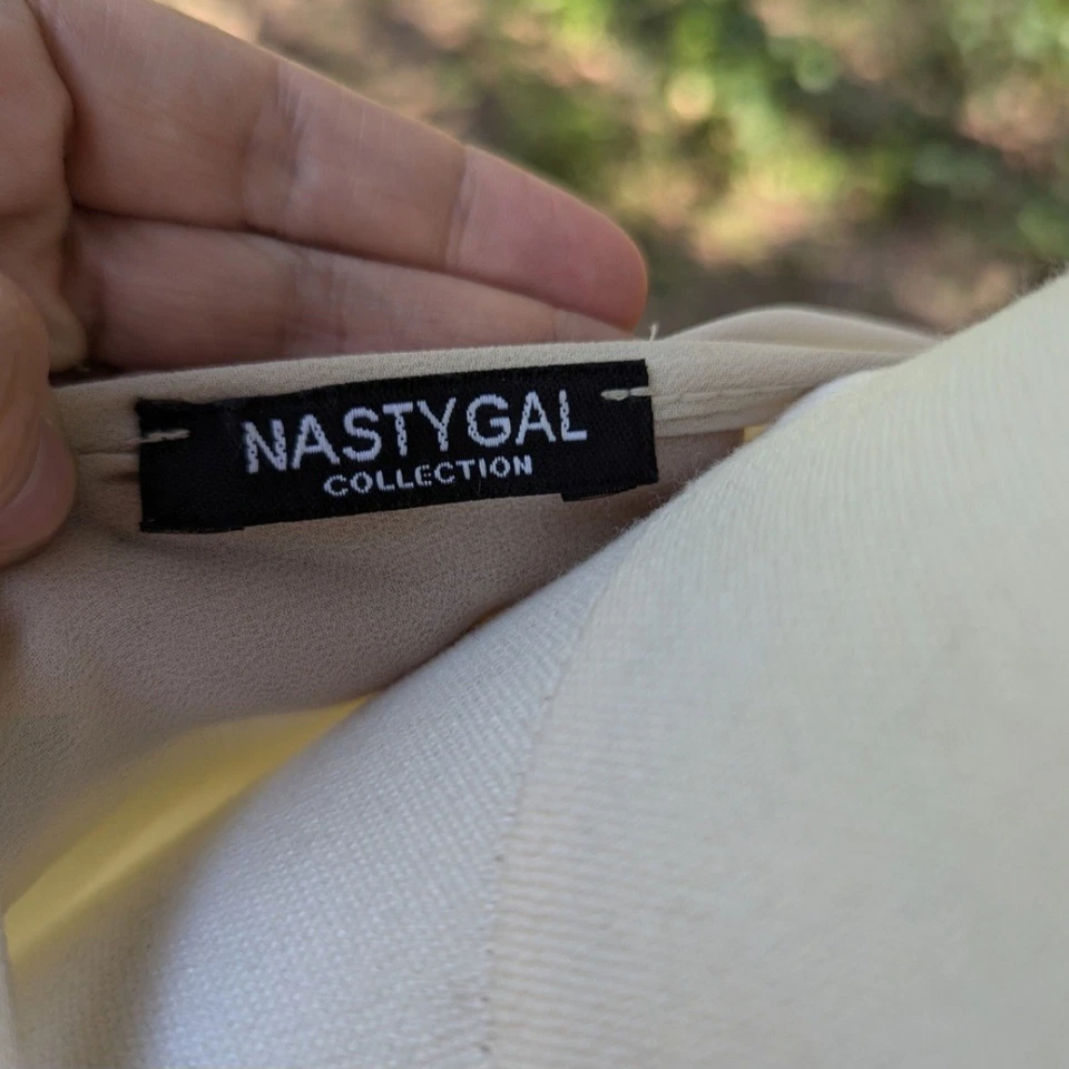 Nasty Gal Sheer Elegant Sheer Cream Women's Bathing Suit Cover Robe One Size - Image 3 of 4