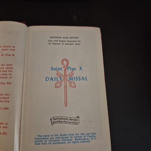 Saint Pius X Daily Missal Traditional Confraternity Edition 1961 Latin & English - Picture 6 of 17