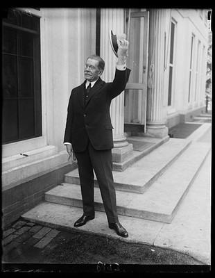 Washington DC President Coolidge French Ambassador Henri Rerenger 1926 Goodbye