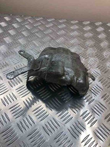 MERCEDES-BENZ E W211 Hitzeschutz A6420960768 3.00 Diesel 156kw 2009 31817402