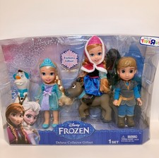 HTF 2013 Disney Frozen Anna Elsa Petite Deluxe Collector Giftset Toys R Us NEW