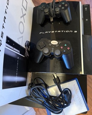 Sony PlayStation 3 PS3 Black 80GB Powers On-Shuts Off Org. Box