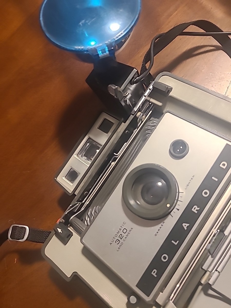Polaroid AUTMATIC320LAND CAMERA ビンテージ品 Polaroid AUTMATIC320LAND CAMERA ビンテージ品 POLAROID