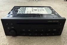 Vauxhall Radio & CD Player. VDO CDR 500.