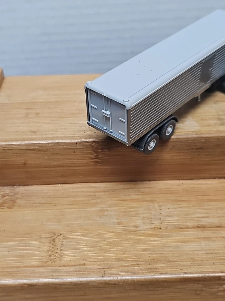 1969 WIKING Nr. 52g MERCEDES TRACTOR TRAILER 1:87 SCALE - Image 4 of 4